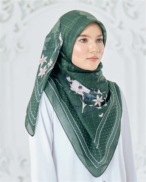 tudung hijau|Cara Ikat Tudung Hijau: Bawal Cotton Dark Green Tutorial